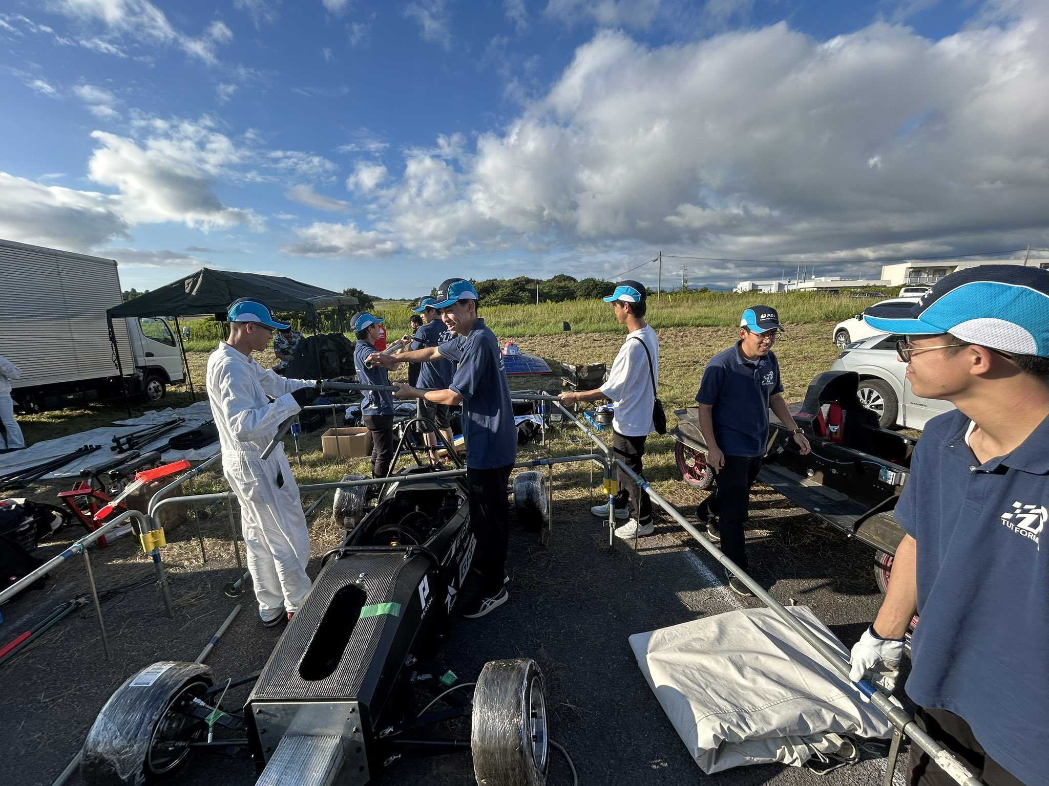 ���lECO-CAR�`�������W